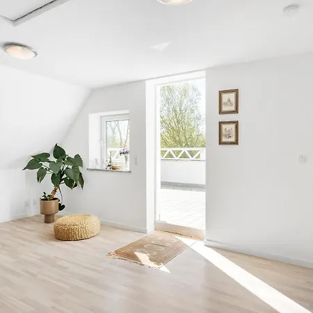 3 Bedroom Gorgeous In *