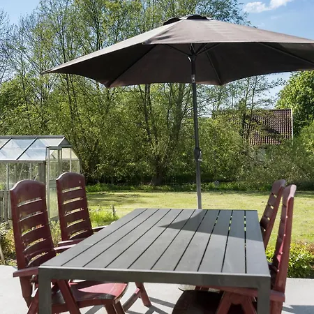 3 Bedroom Gorgeous In * Lundby Stationsby
